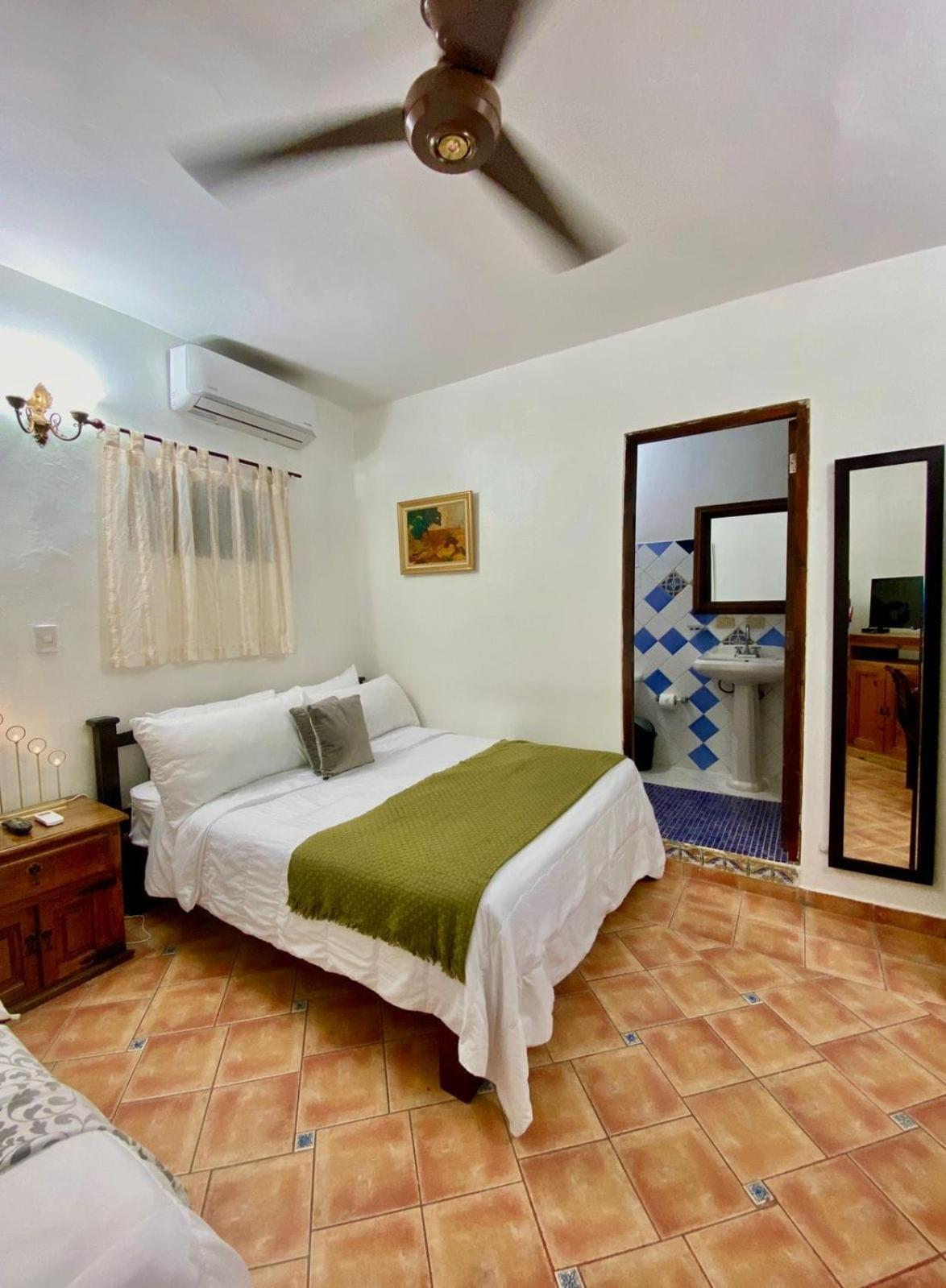 Habitación, desayuno, jacuzzi y piscina Santo Domingo Exterior foto